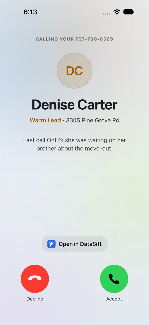 The same incoming call on iPhone
